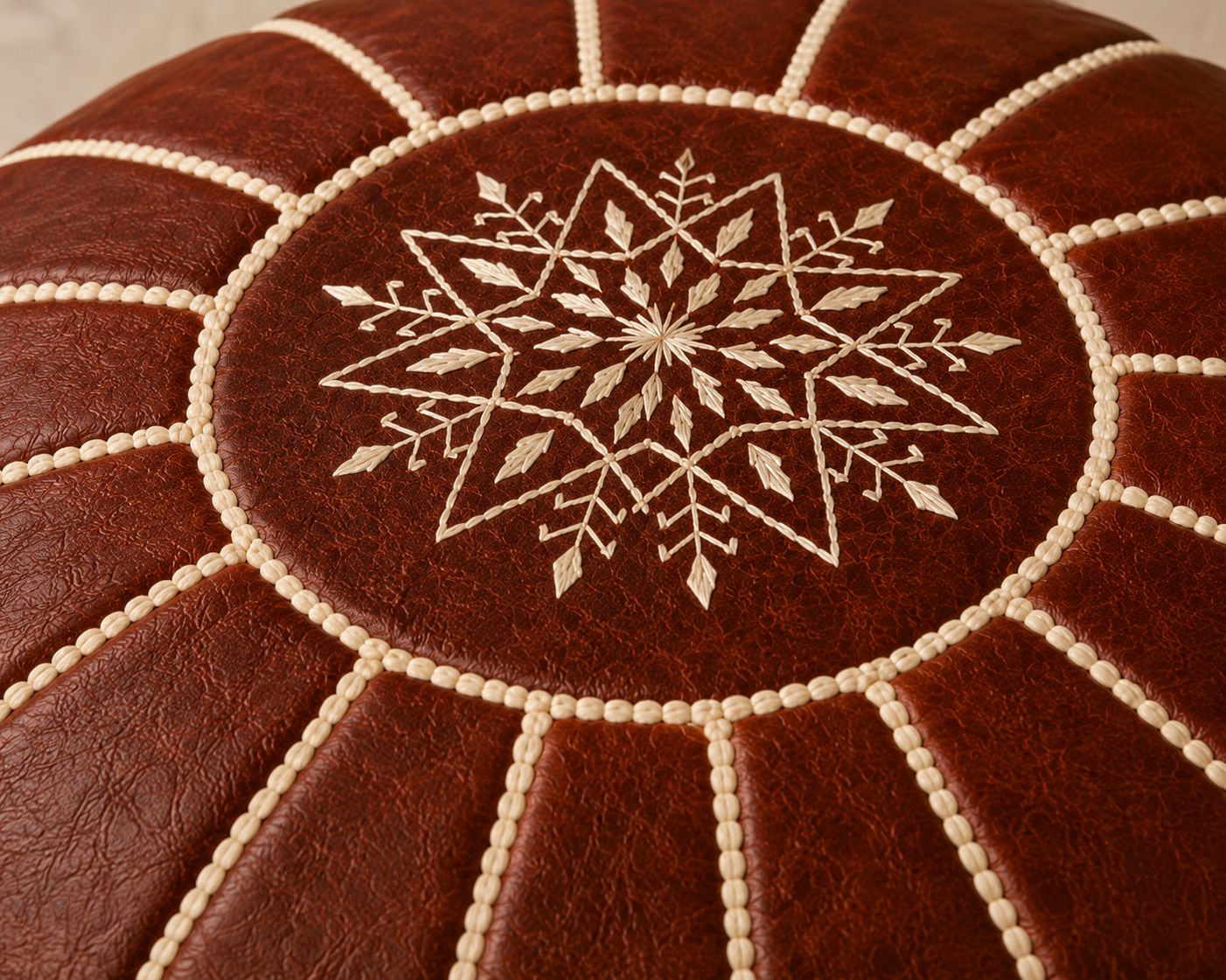 Pouf Marocchino in Pelle Artigianale – Marrone