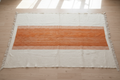 Tappeto Berbero Arancio e Avorio - flat lay